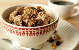 Recipe Photo: Apple-Scented Breakfast Oatmeal and Buckwheat