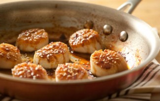 Recipe Photo: Tamari and Honey-Glazed Scallops
