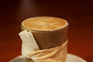 Latté - Using Cold Brew Espresso Coffee Recipe Photo: Latté - Using Cold Brew Espresso Coffee