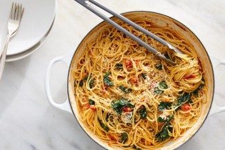 One-Pot Spaghetti With Cherry Tomatoes and Kale One-Pot Spaghetti With Cherry Tomatoes and Kale